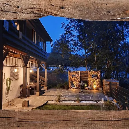 度假居 Schwarzwaldhaus St, Blasien, Direkt Am Bach *