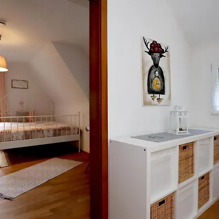 בית נופש Schwarzwaldhaus St, Blasien, Direkt Am Bach